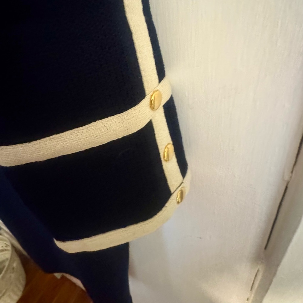 ST JOHN Navy Long Sleeve Dress with White Trim and Gold Button Detail - Picture 7 of 11